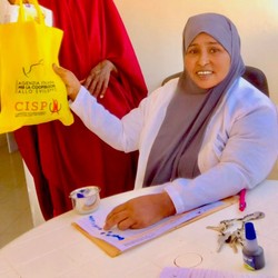 Free sanitary pads at school for girls in Galmudug, Somalia Image 2